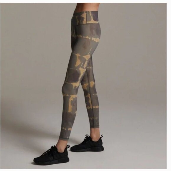 Varley Luna High Rise Leggings in Golden Tie Dye Size Large - Picture 2 of 14